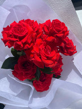 Load image into Gallery viewer, Red Roses